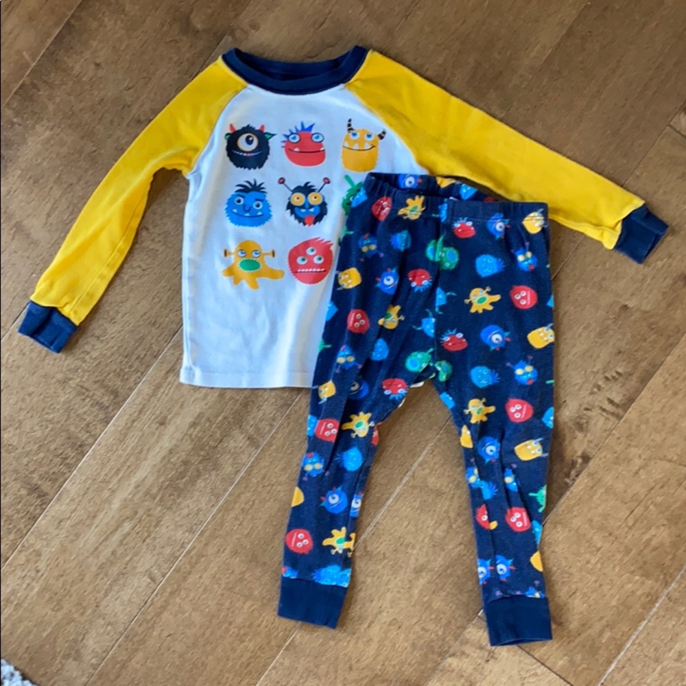 Wonder Nation 2T pajama set